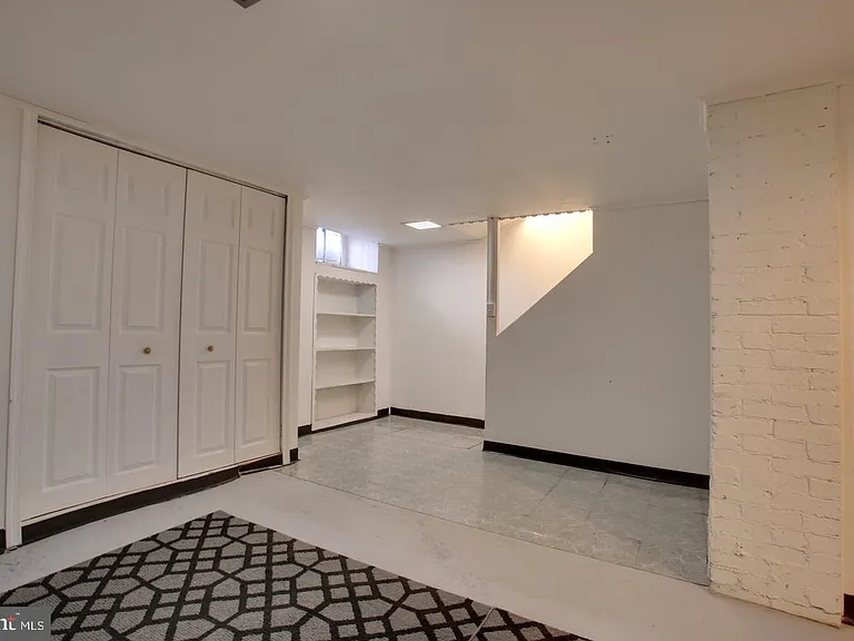 420 Sunset Rd — Photo 6