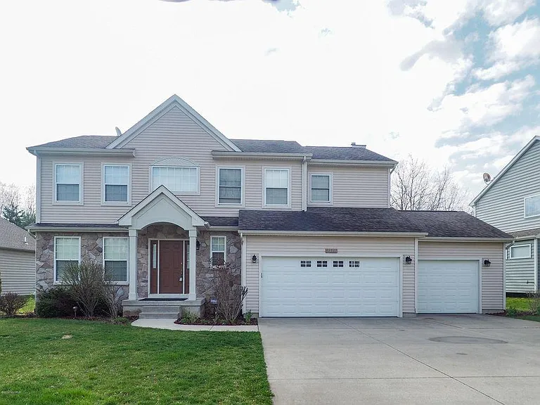 7579 Haflinger Cir — Photo 1