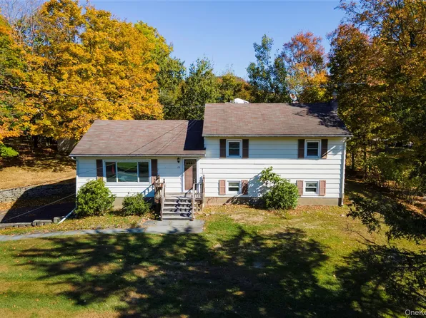 172 Ridge Road, Highland Mills, NY 10930