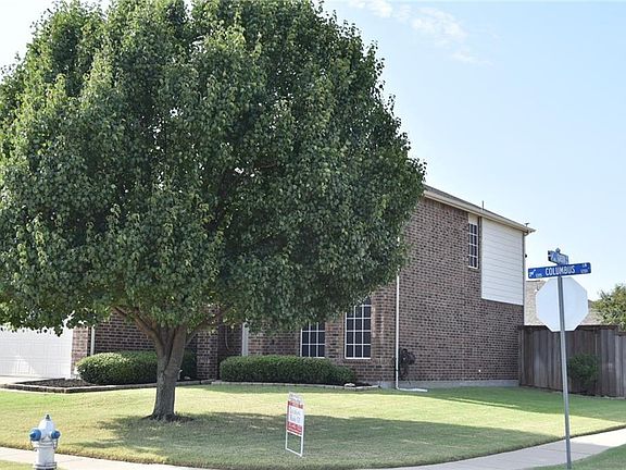 4th image of 1212 Columbus Ln
