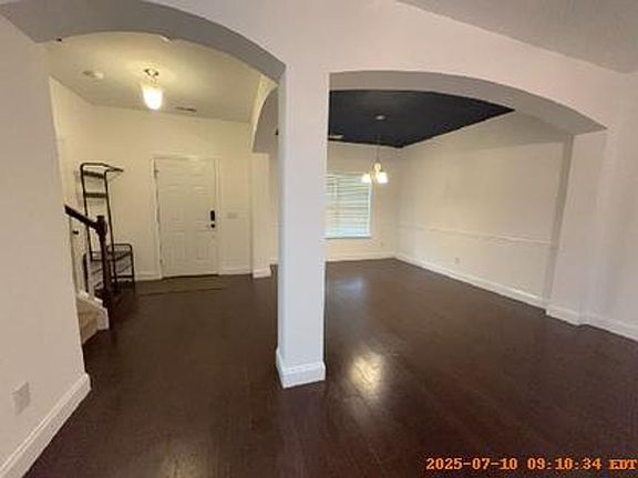 2nd image of 120 Tolbert St