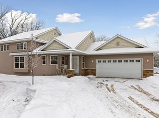 1015 Pleasantview Ct, Isanti, MN 55040