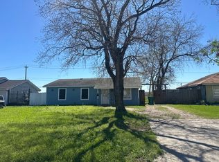 2716 N Harris Ave, Pasadena, TX 77506