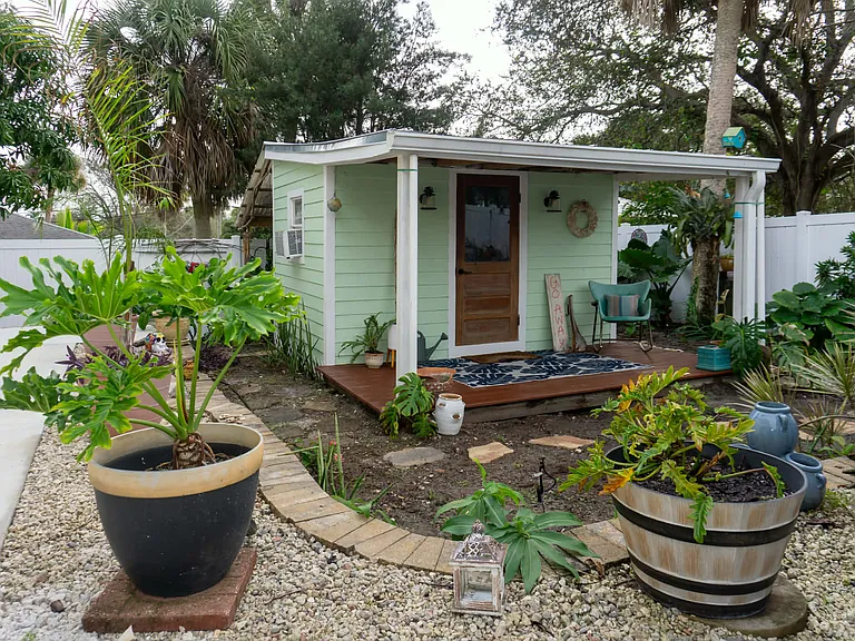 3052 Charles Way — Photo 20