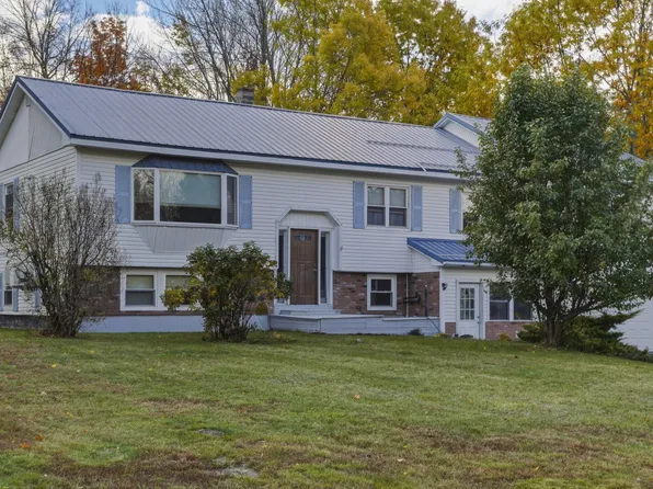 21 Independence Lane, East Millinocket, ME 04430