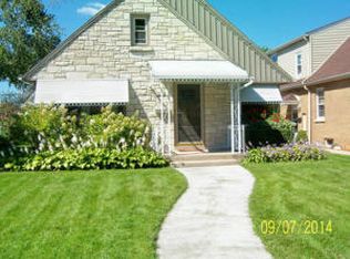 3569 S 14th St, Milwaukee, WI 53221