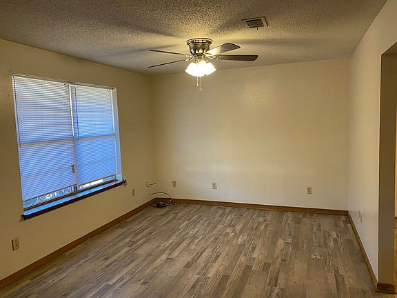 2nd image of 7443 Sandy Creek Dr