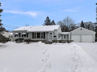 1123 Eder Ln, West Bend, WI 53095
