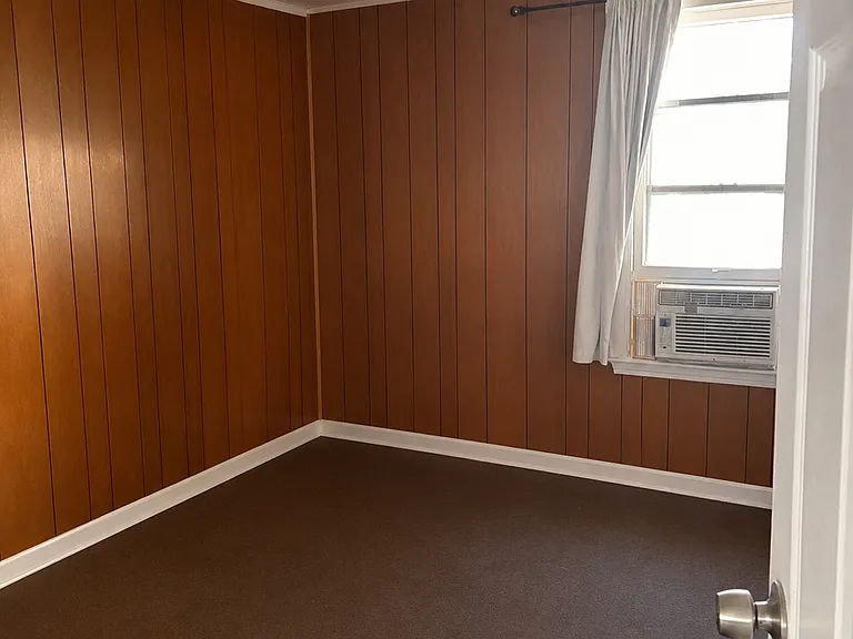 13 Wood Ct — Photo 5