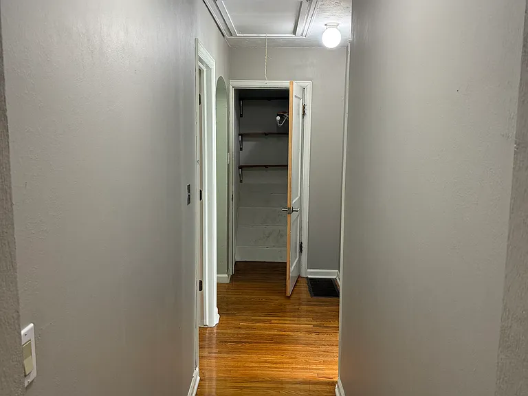 1143 Michigan Ave — Photo 17