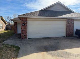 1953 S 18th St, Rogers, AR 72758
