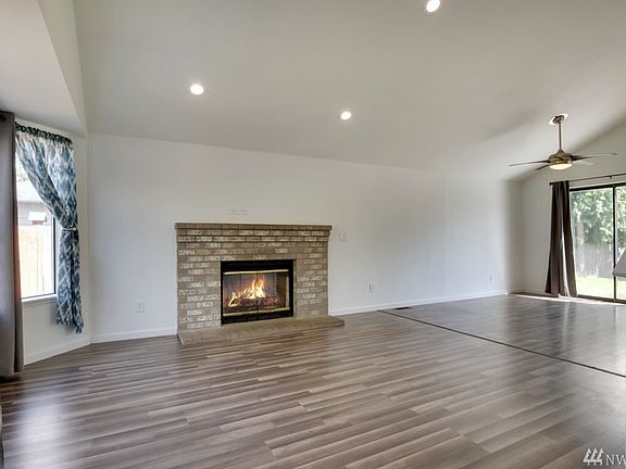 3rd image of 342 White River Dr
