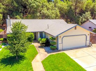 3819 Canterbury Dr, Redding, CA 96002