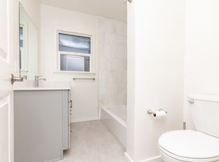 305 N Chevy Chase Dr #305, Glendale, CA 91206