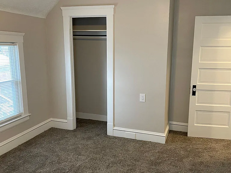 1523 Coutant Ave — Photo 19