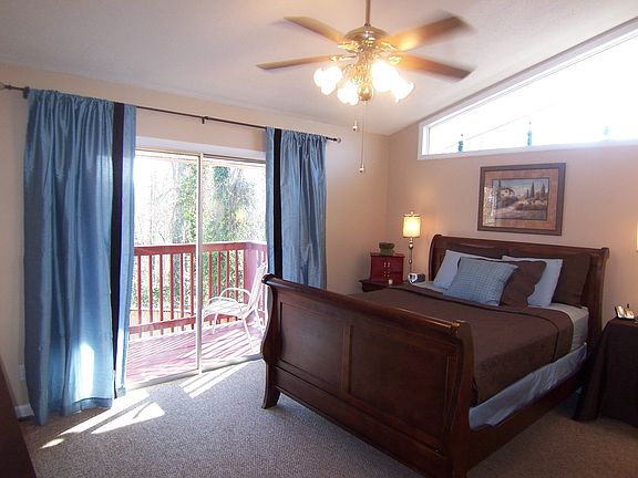 4th image of 1805 Brentwood Dr
