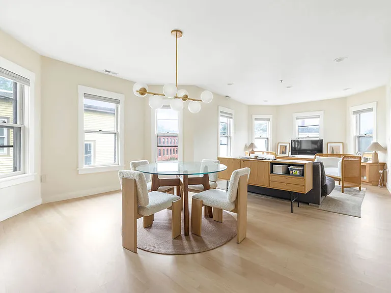 56 Gorham St #3A — Photo 9