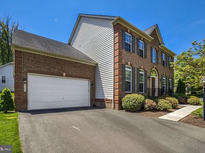 8105 Cottage St, Dunn Loring, VA, 22027