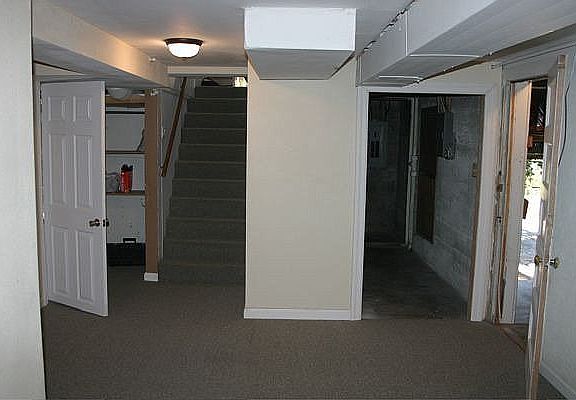 finished dwnstairs '06