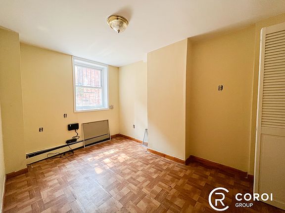 3rd image of 550 Saint Marks Ave APT 1
