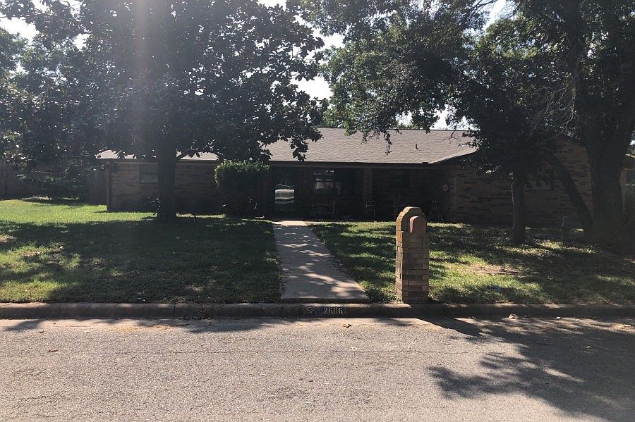 1st image of 2606 Phelps St