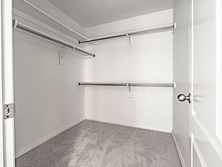 1161 Coventry Ln — Photo 15