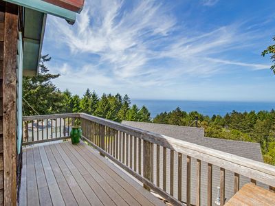 533 Seafoam Rd, Whitethorn, CA, 95589