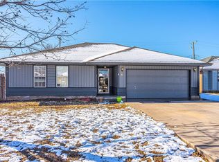 701 SE 7th St, Lexington, OK 73051