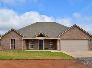 2964 N Sharon Gale Dr, Guthrie, OK 73044