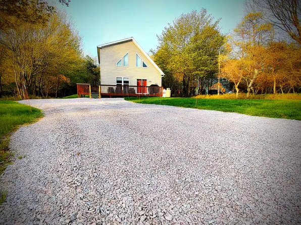 163 Laurel Ln, Blakeslee, PA 18610