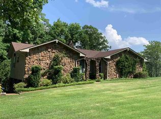 380 Locust Ln, Lexington, TN 38351