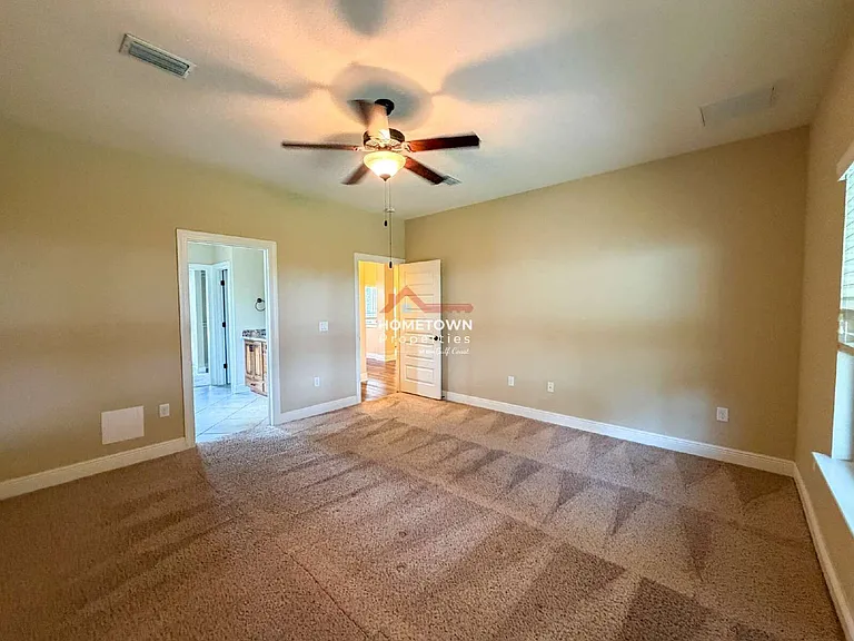 5573 Nate Ln — Photo 14