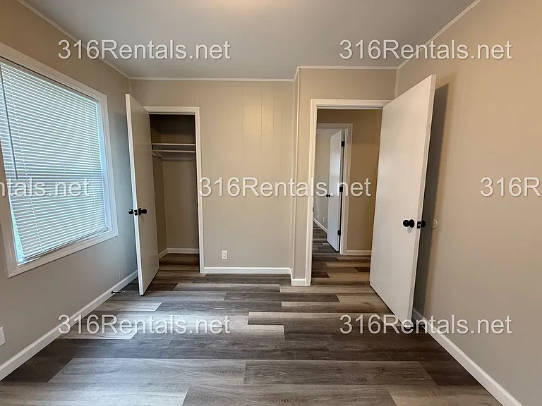 4324 S Dover St — Photo 14