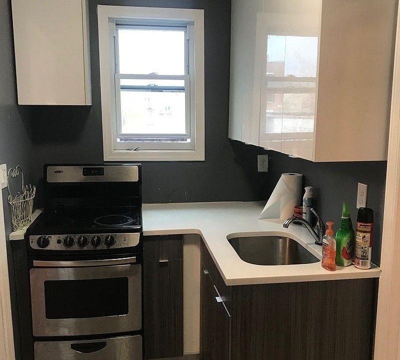 1st image of 94 Vark St