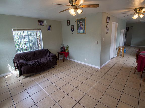 5th image of 2519 E 110th St