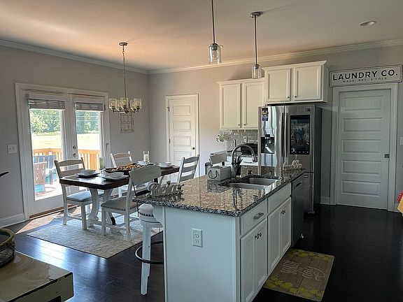 5th image of 6102 Wild Cherry Ln