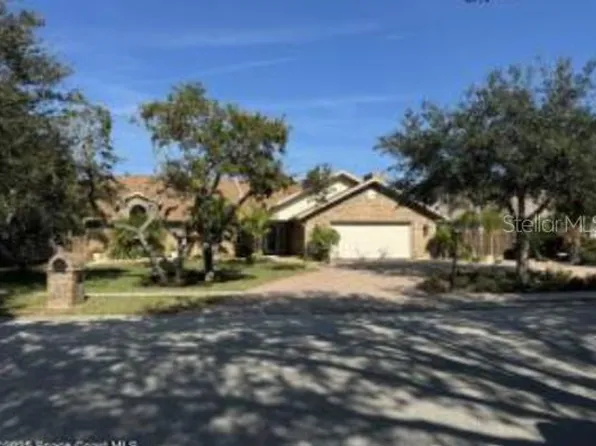 588 Peregrine Dr, Melbourne, FL 32903