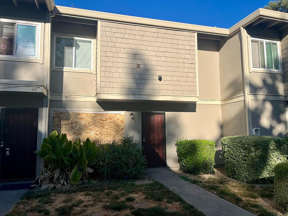 1st image of 722 Northfield Dr #29B