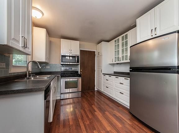 4th image of 8064 Olivia Ln