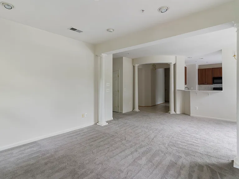 1021 Leeward Way #1021 — Photo 15