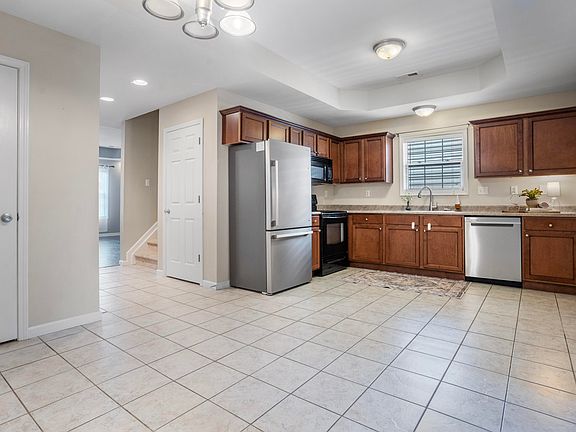 5th image of 3808 Polo Club Blvd