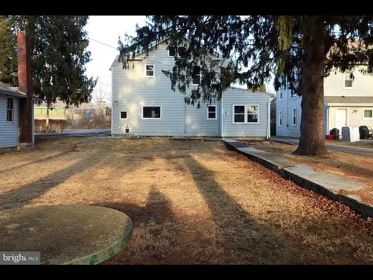 737 N Allegheny St — Photo 18