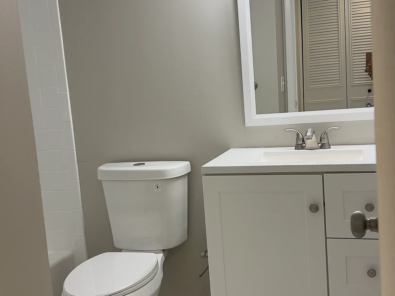 2 bed, 1050 sqft, $2,350 — Photo 4