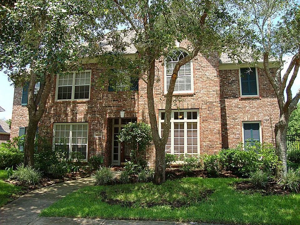 1st image of 4523 Village Corner Dr