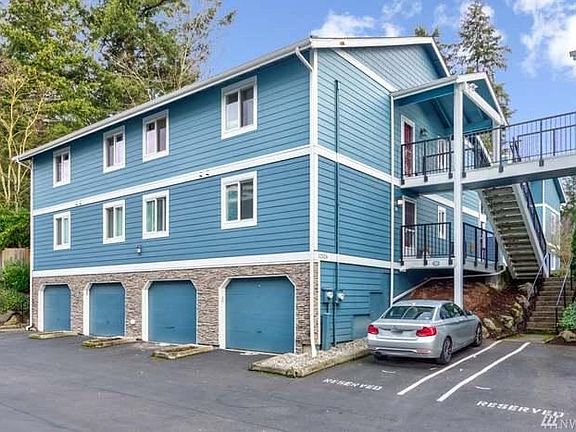 2nd image of 12526 SE 32nd St Unit 32