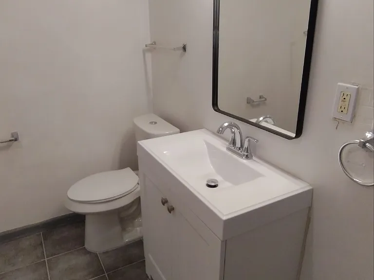 2727 Dearwood Dr SW — Photo 9