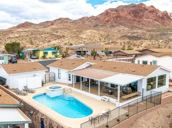 566 Lake Michigan Ln, Boulder City, NV 89005