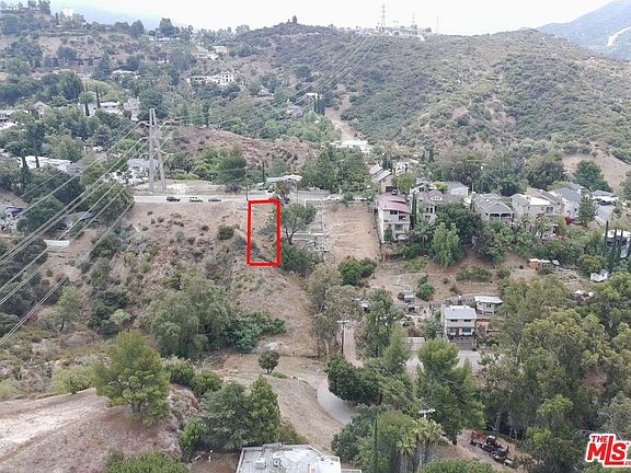 5th image of 9477 Reverie Rd