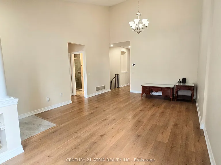 31 Cliveden Pl — Photo 6