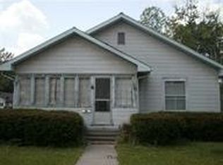 202 N Park Ave, Jasonville, IN 47438